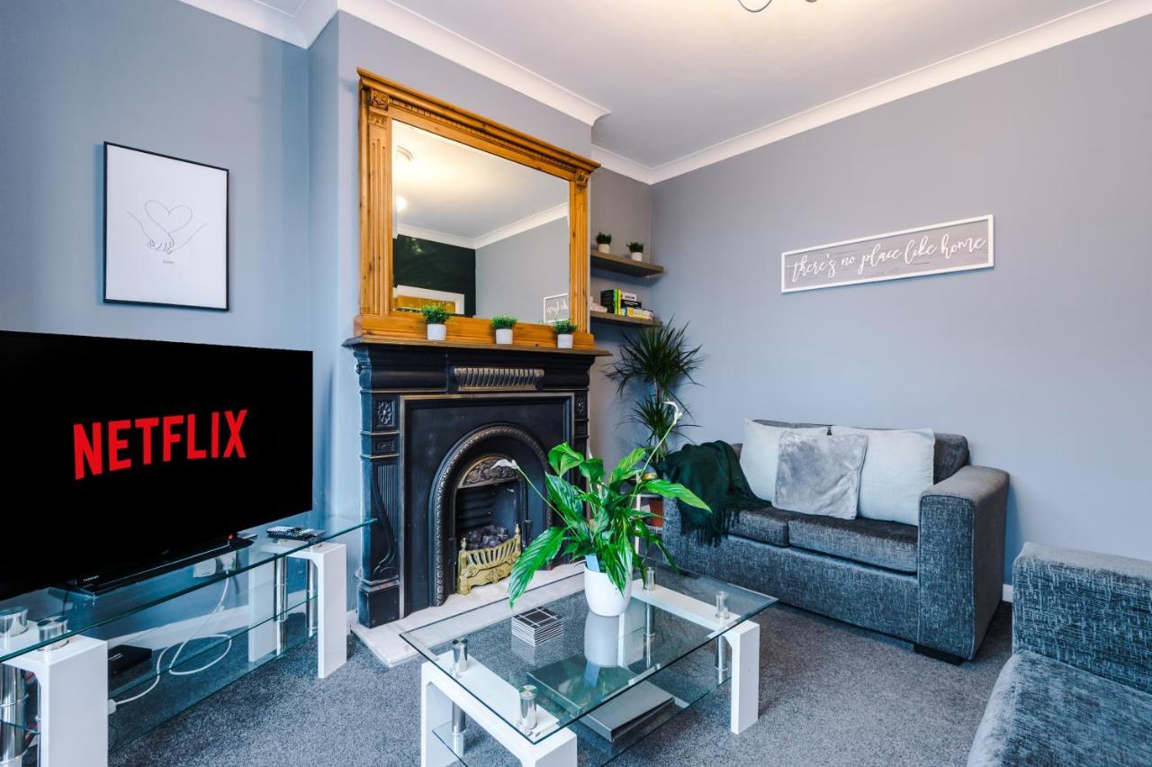 Spacious Modern Chester Home - Great Location Εξωτερικό φωτογραφία
